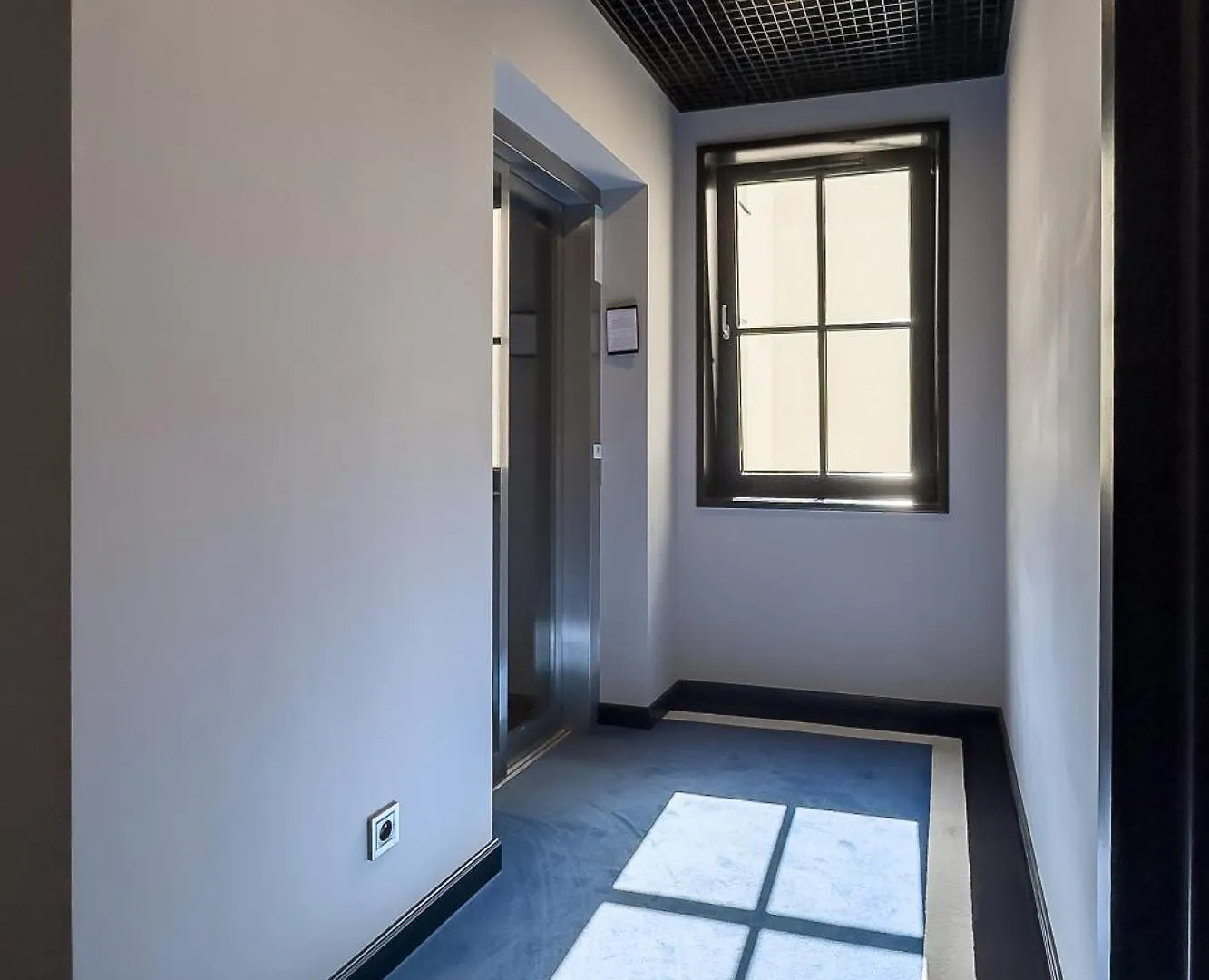 H11 Aparthotel Krakow