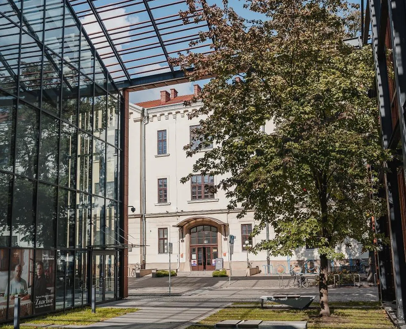 H11 Aparthotel Krakow