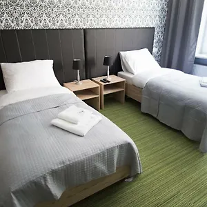 https://szczesliwa-13.poznan-hotels.com