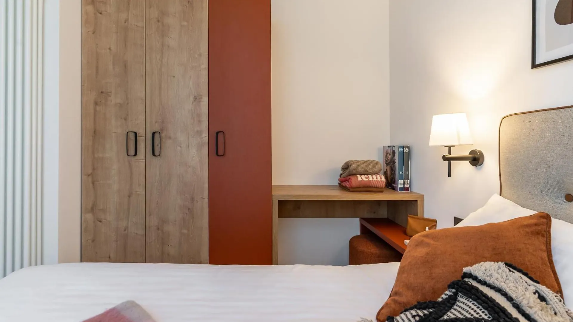 H11 Aparthotel Krakow